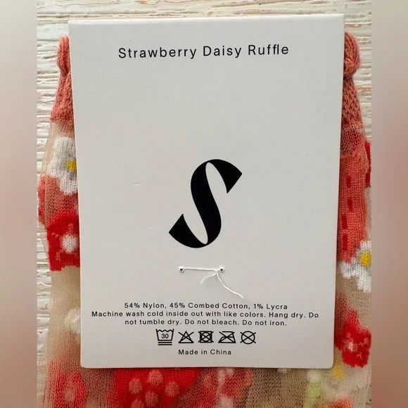 NWT Sock Candy Strawberry Daisy Ruffle Sheer Socks - Picture 7 of 10